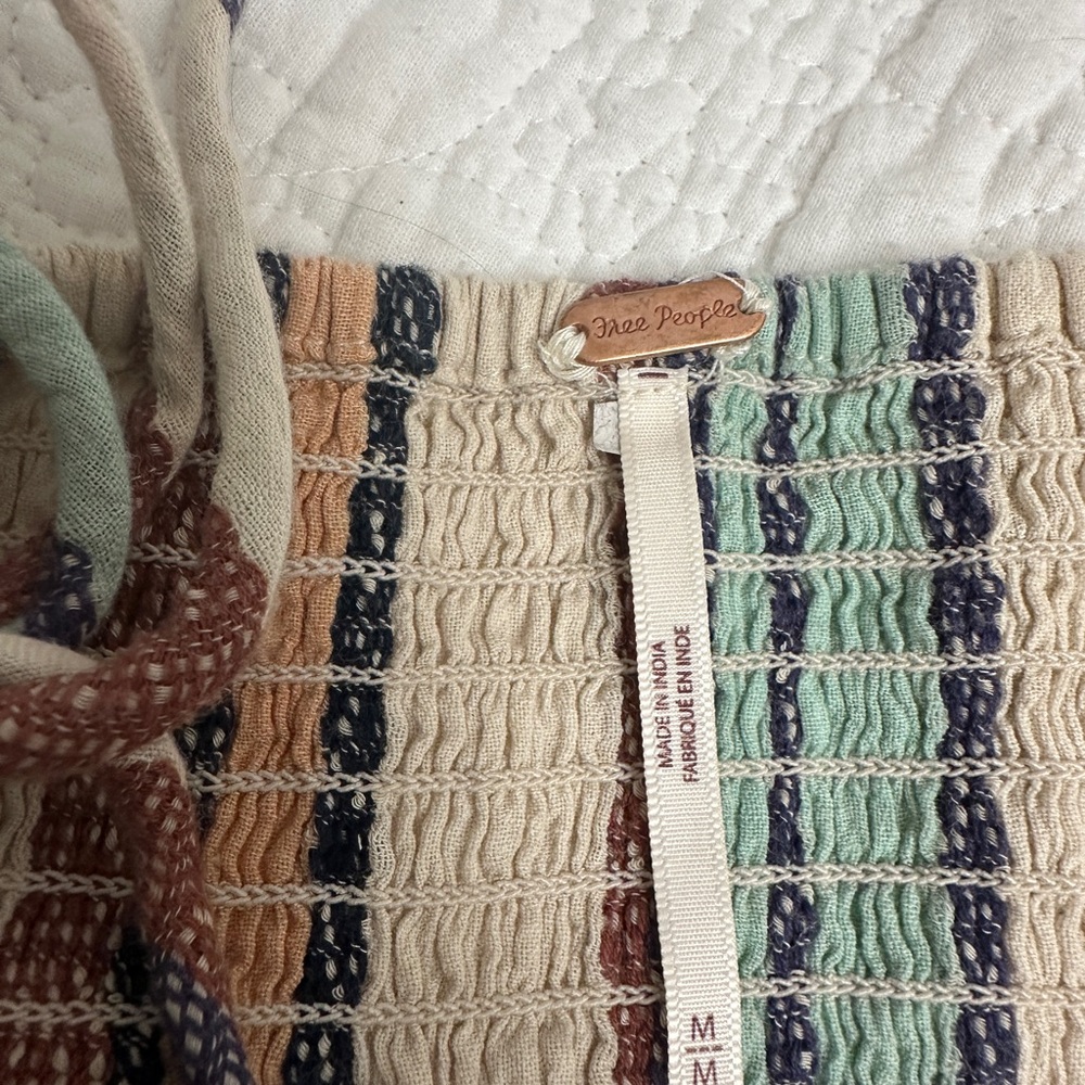 Free People Women's Twisted Tank Size Medium - Picture 4 of 10